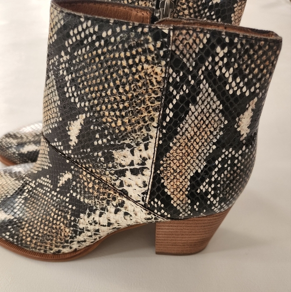 Madewell Snakeskin Embossed Leather Ankle Boots - Picture 7 of 15